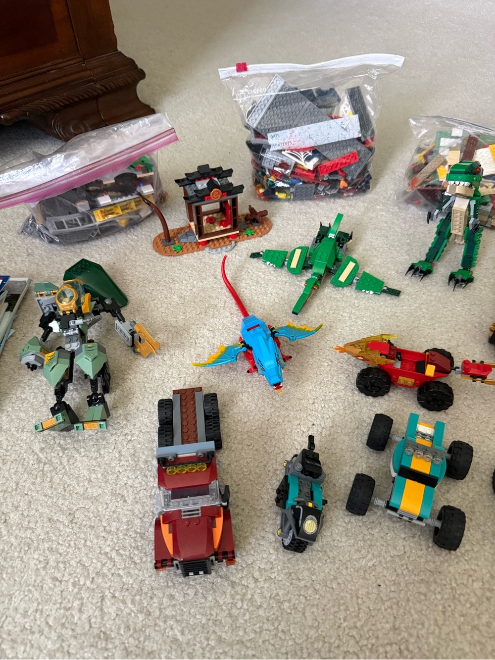 LEGO Bundle - Picture 2 of 3